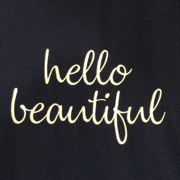 ISAAC MIZRAHI Embroidered Beautifully Long Line Buttery Soft Graphic Top - Picture 2 of 16